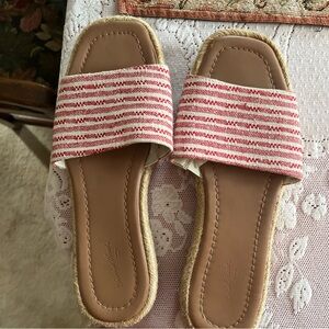 Universal Thread size. 8 1/2 slip on’s/slides